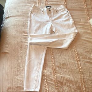 1822 Denim White Skinny Jeans